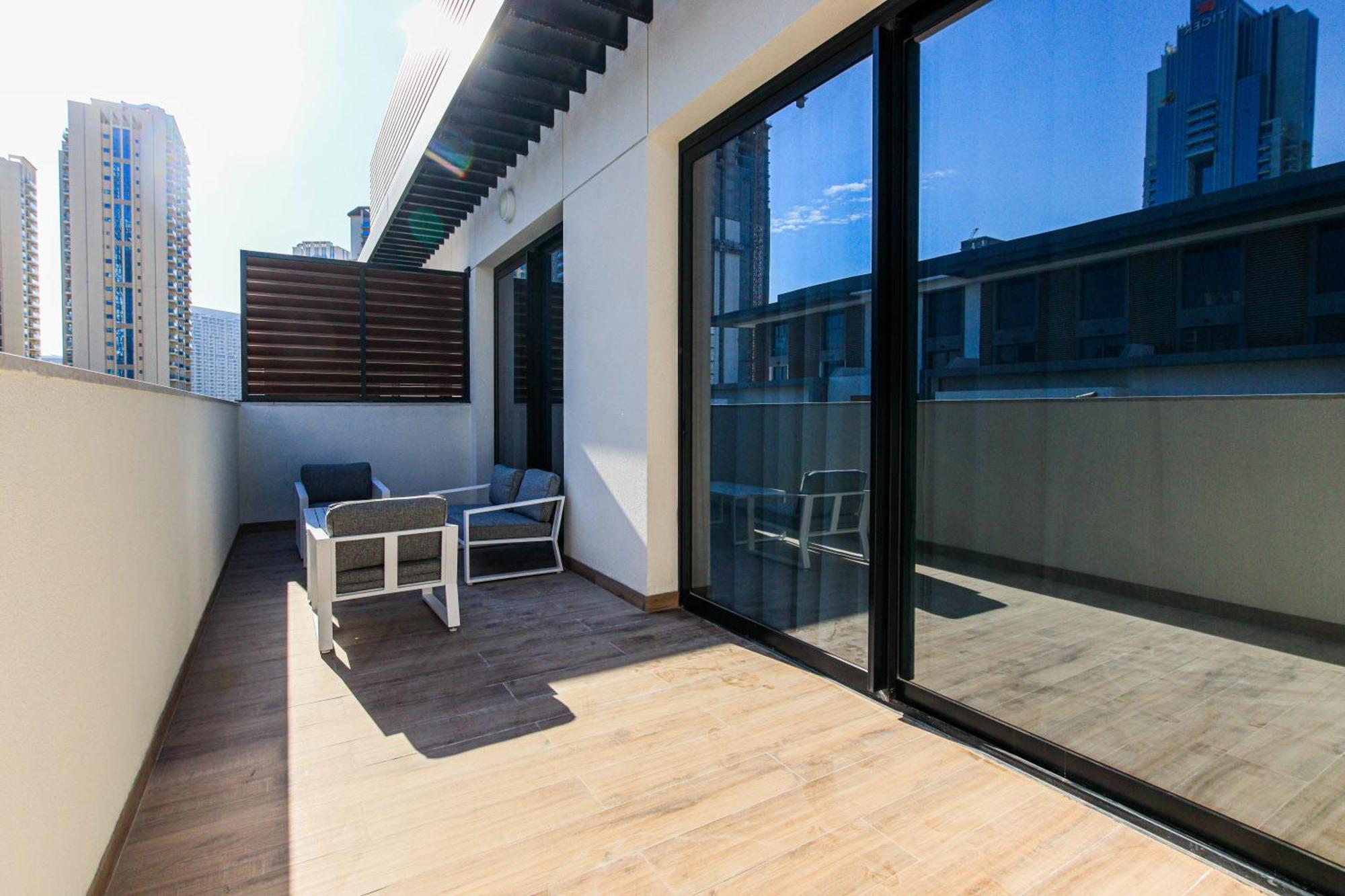 Modern Living In Oakley Square Fully Furnished 1br * Dubai
